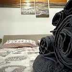Comodo Bilocale In Ottima Posizione 公寓 *