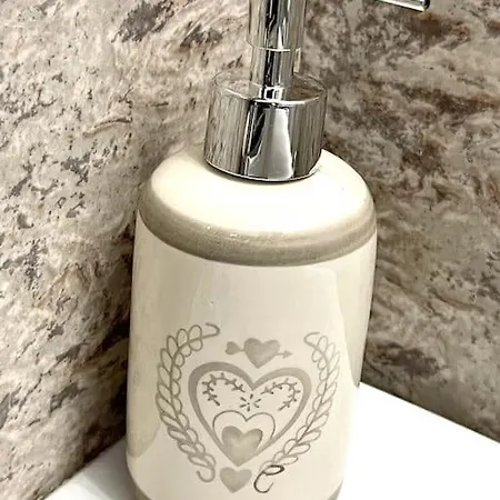 Comodo Bilocale In Ottima Posizione *