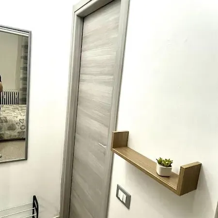 Апартаменты Comodo Bilocale In Ottima Posizione *